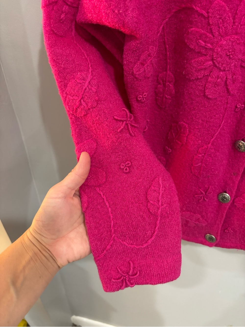 Timberlea Wool Bright Pink Embroidered Button Cardigan Sweater Large Vintage - Picture 7 of 10